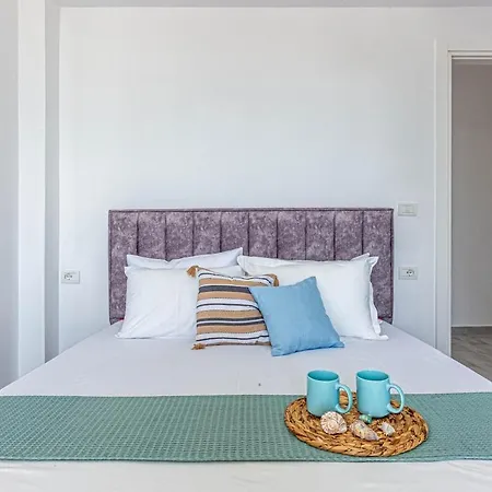 House Of Stones 4, Cozy W Parking Apartment *